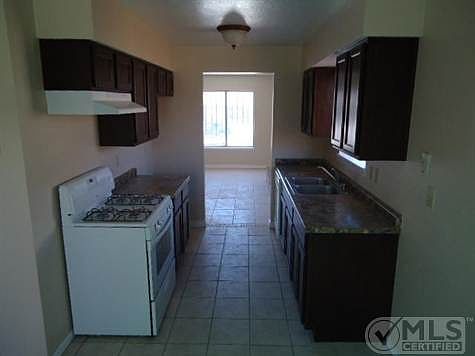 2nd image of 1540 Prado Del Sol Dr