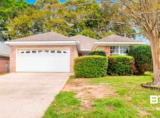 7665 Avery Ln, Daphne, AL 36526
