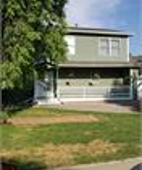 110 N 49th Avenue Ct