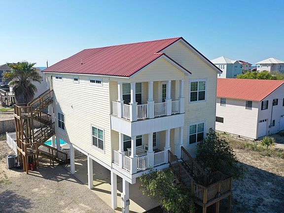 3rd image of 1116 W Gulf Beach Dr