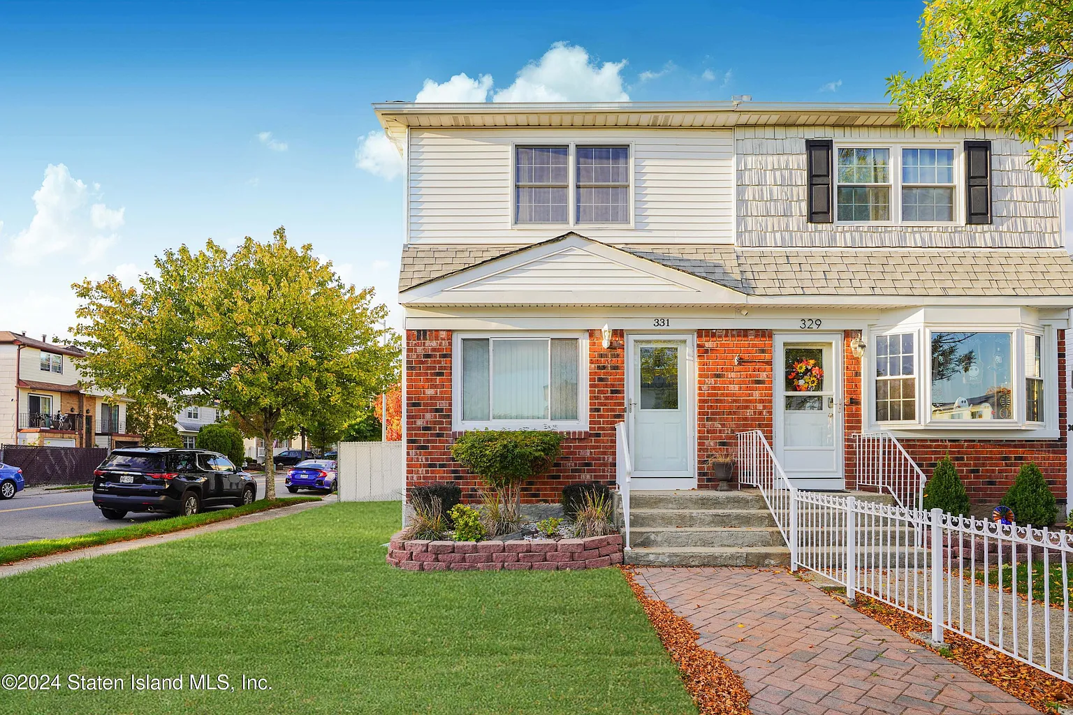 331 Lamoka Ave photo 1
