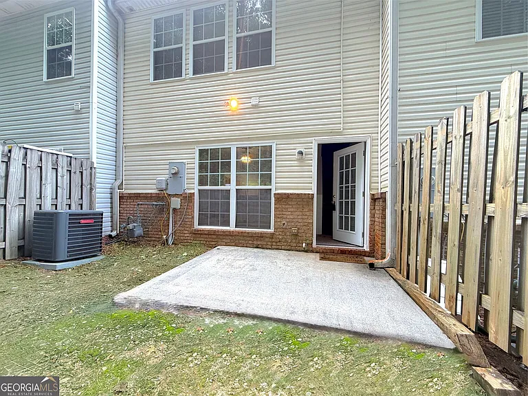 3845 Grovemont Pl — Photo 21