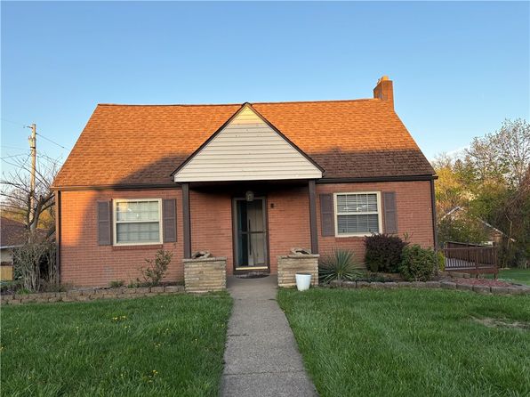 581 Meadow Rd, North Huntingdon, PA 15642