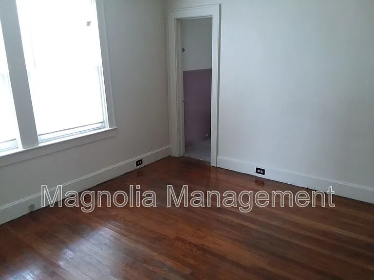 410 Young St — Photo 10