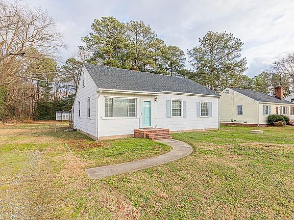 2nd image of 4810 Oakleys Ln