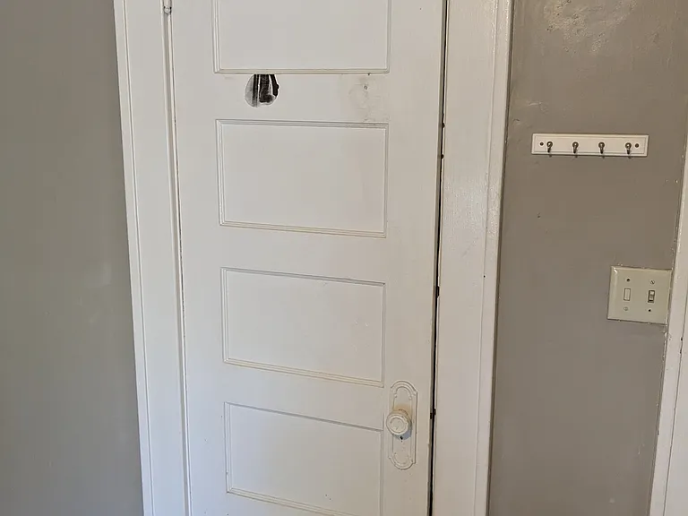1922 Sharon Ave SE #3 — Photo 15