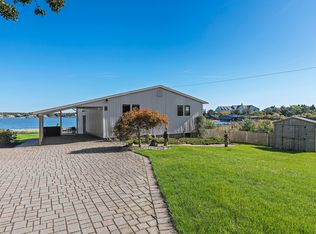 26 Far Pond Rd, Southampton, NY 11968