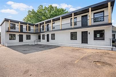 1st image of 183 Campbell St APT 200
