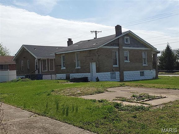 5th image of 7923 W Bruno Ave