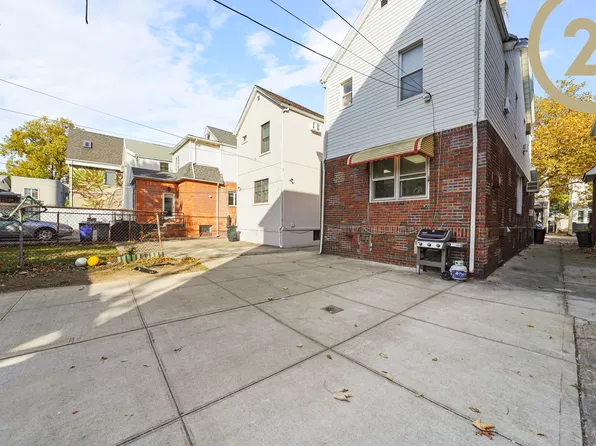 1530 East 2nd Street image 22 of 25