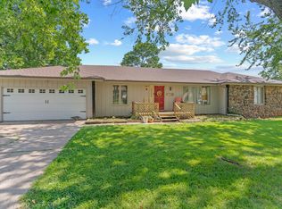 2556 W Cardinal St, Springfield, MO 65810