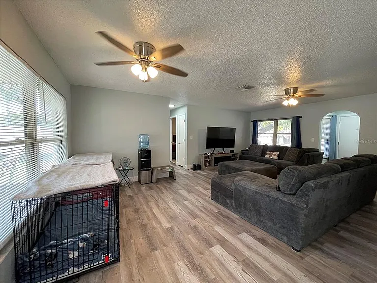 8910 Elm Leaf Ct — Photo 8