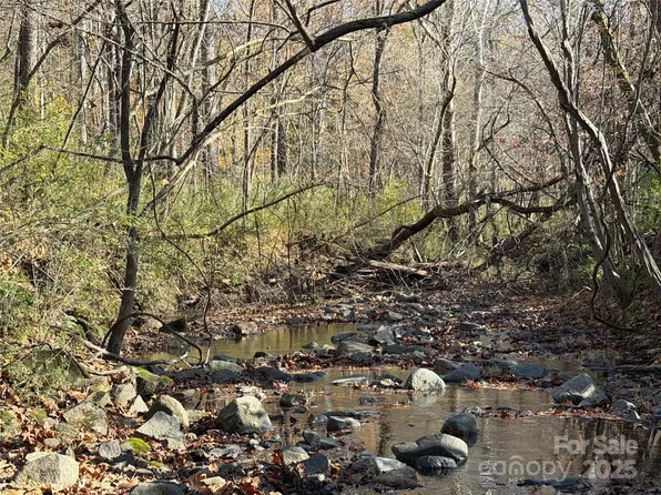 9999 Oakridge Rd, Clover, SC 29710