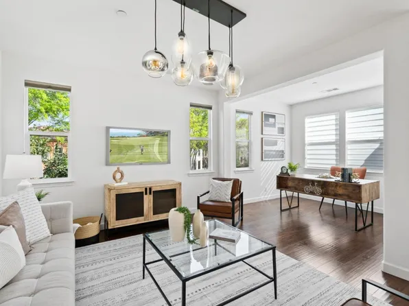 956 Fontana Ter, Sunnyvale, CA 94085