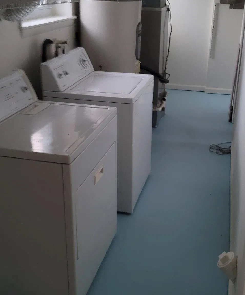 3 bed, 1200 sqft, $2,500 — Photo 4