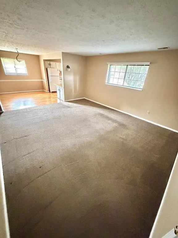 6365 Catawba Dr — Photo 3