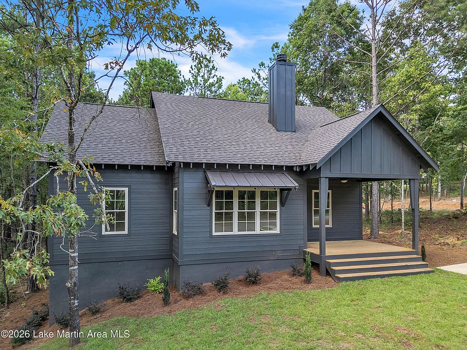 1st image of 124 Village Pkwy