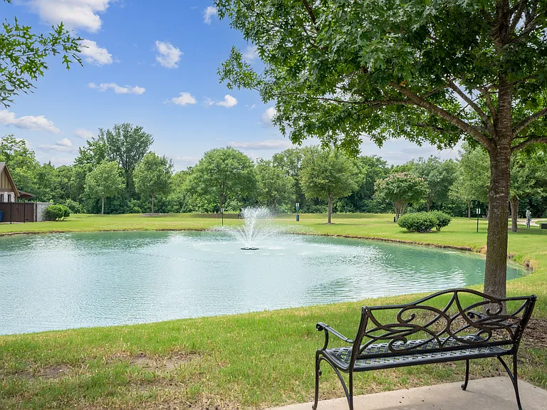 4213 Pecan Bend Ln — Photo 31