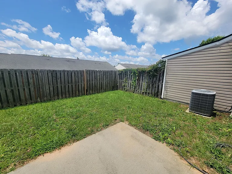 1234 Longpoint Dr — Photo 16