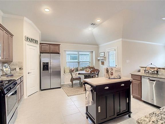 5th image of 314 Briar Park Dr