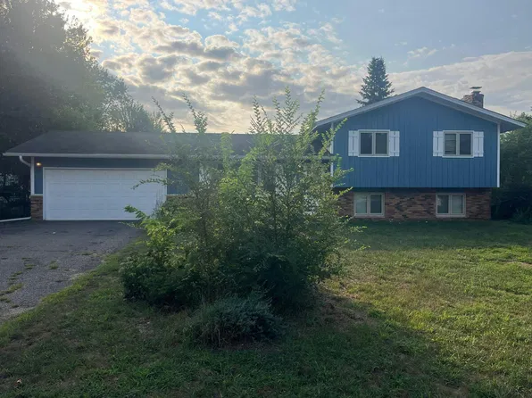 7724 Arlington Ave N, Brooklyn Park, MN 55443