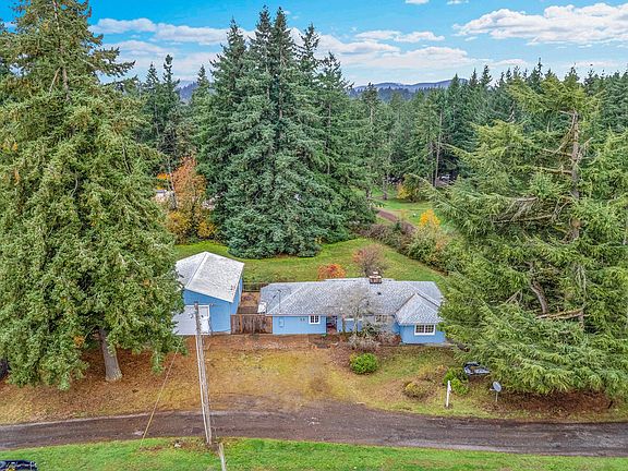 2nd image of 20320 SE Walgren Rd