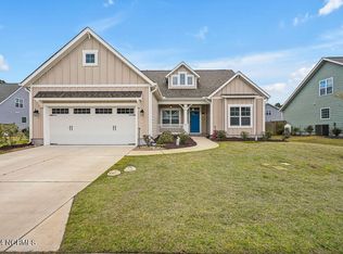 42 Lemongrass Ct, Hampstead, NC 28443