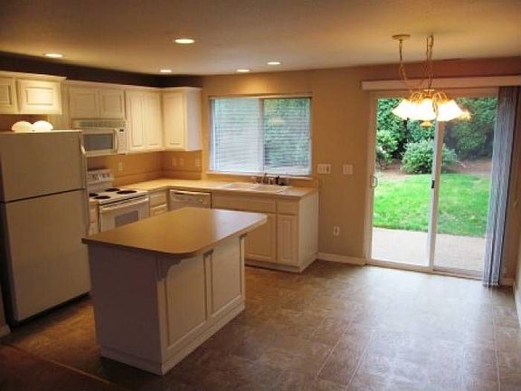 Bright Open Kitchen