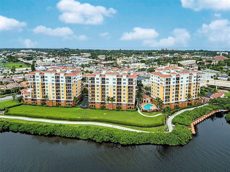 The Waterfront On Venice Island Building Apartments Venice, FL Zillow