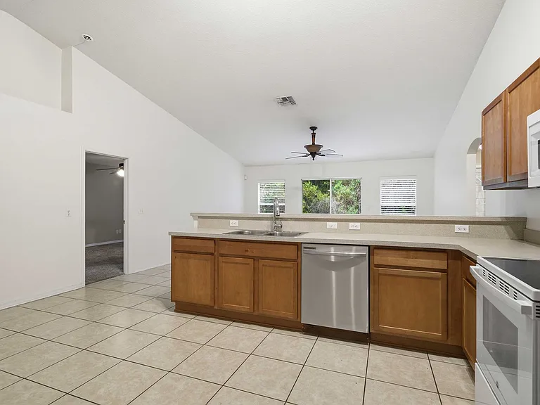 57 Pine Dr — Photo 22
