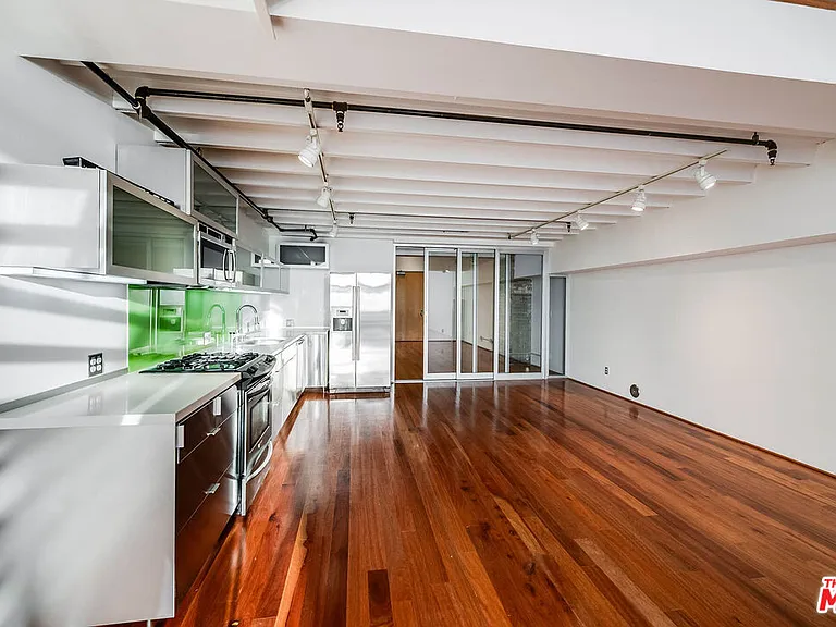 1850 Industrial St #106 — Photo 14