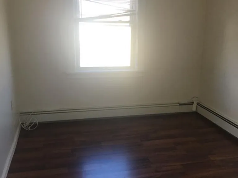 14 Pine St #2 — Photo 9