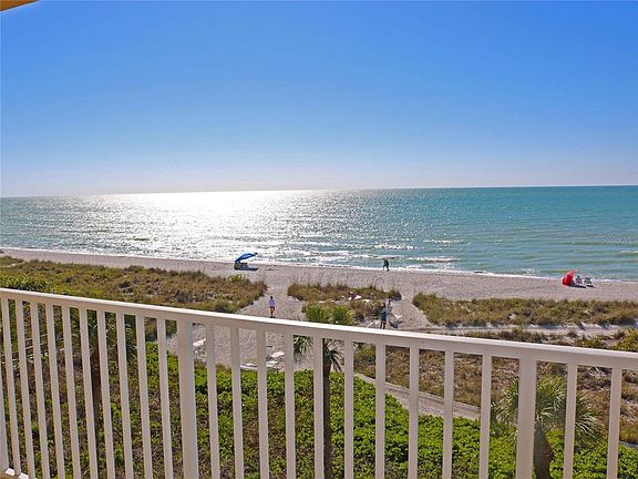 3rd image of 4311 Gulf Of Mexico Dr Unit 401