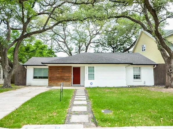 4612 Beech St, Bellaire, TX 77401