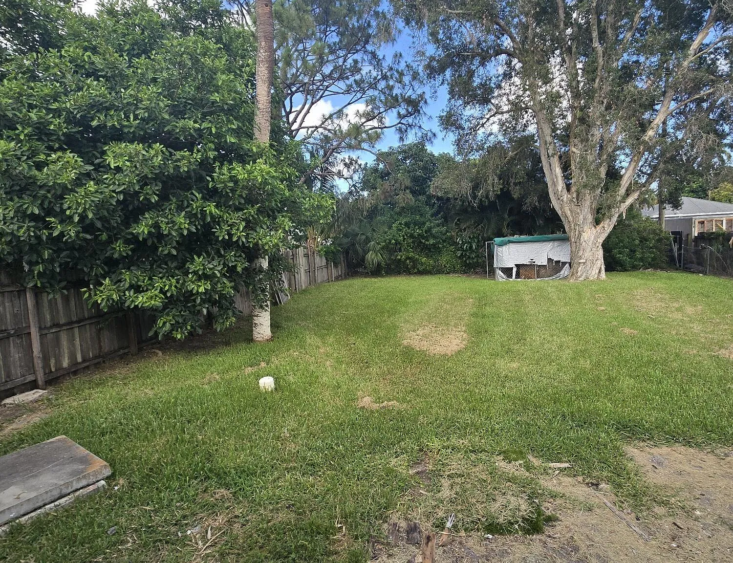 Studio, 2.0 bath, 2400 sqft, $2,450 — Photo 3