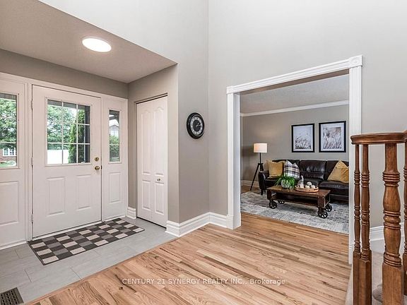 5th image of 26 Jacqueline Cres