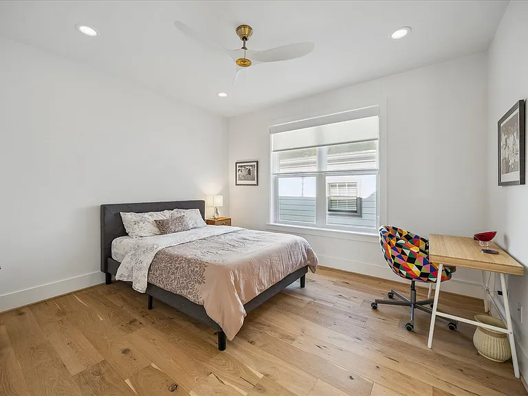 3020 University Blvd — Photo 19