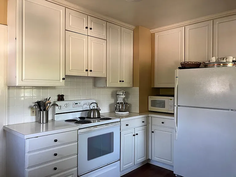 2819 E 18th Ave — Photo 10