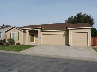 160 Sagecrest Dr, Verdi, NV 89439