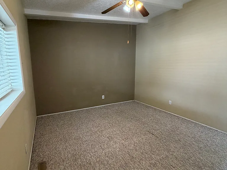 1485 Crest Way #1 — Photo 8