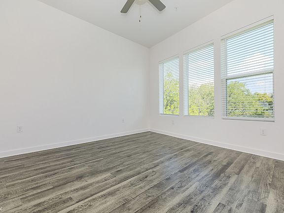 4th image of 449 San Gabriel Campus Dr