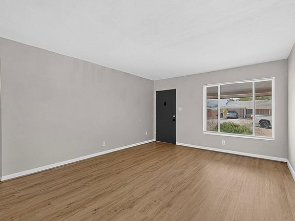 5th image of 5808 Princess Jeanne Ave NE