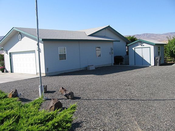 4th image of 418 Desert Aire Dr SW #29