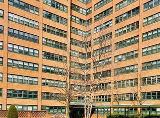 31 Woodland St APT 7J, Hartford, CT 06105