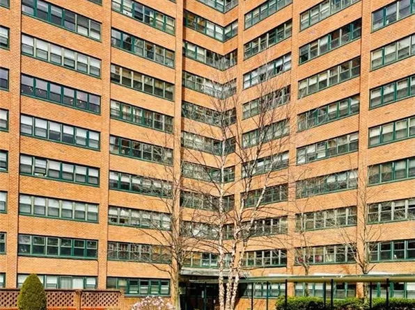 31 Woodland Street #7J, Hartford, CT 06105