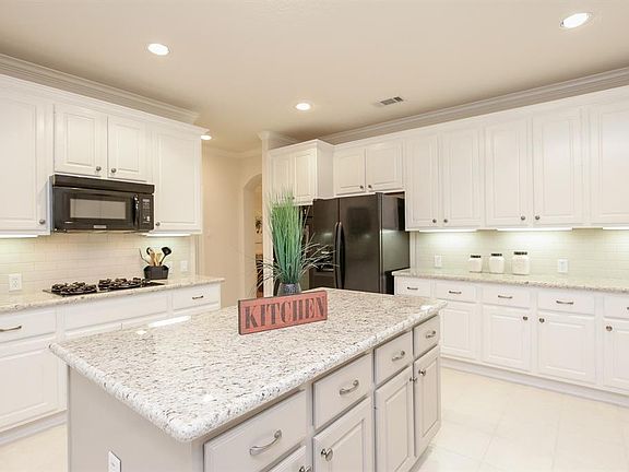 3rd image of 24503 Bay Hill Blvd