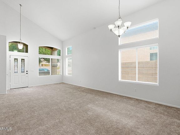 4th image of 3725 W SAINT ANNE Avenue