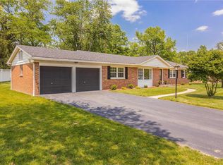 1243 Dougherty Ferry Rd, Saint Louis, MO 63122