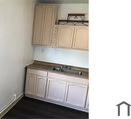 4824 S Figueroa St #6 — Photo 6