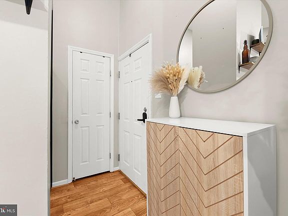 5th image of 641 Deering Rd #2J